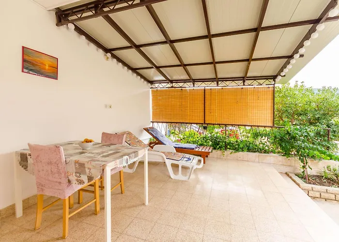 Apartman Lav *